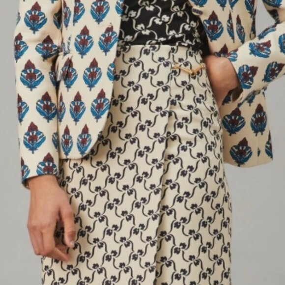 Tory Burch Twill Crepe Wrap Midi Skirt with Navy Stencil Floral S $498 - Picture 4 of 10